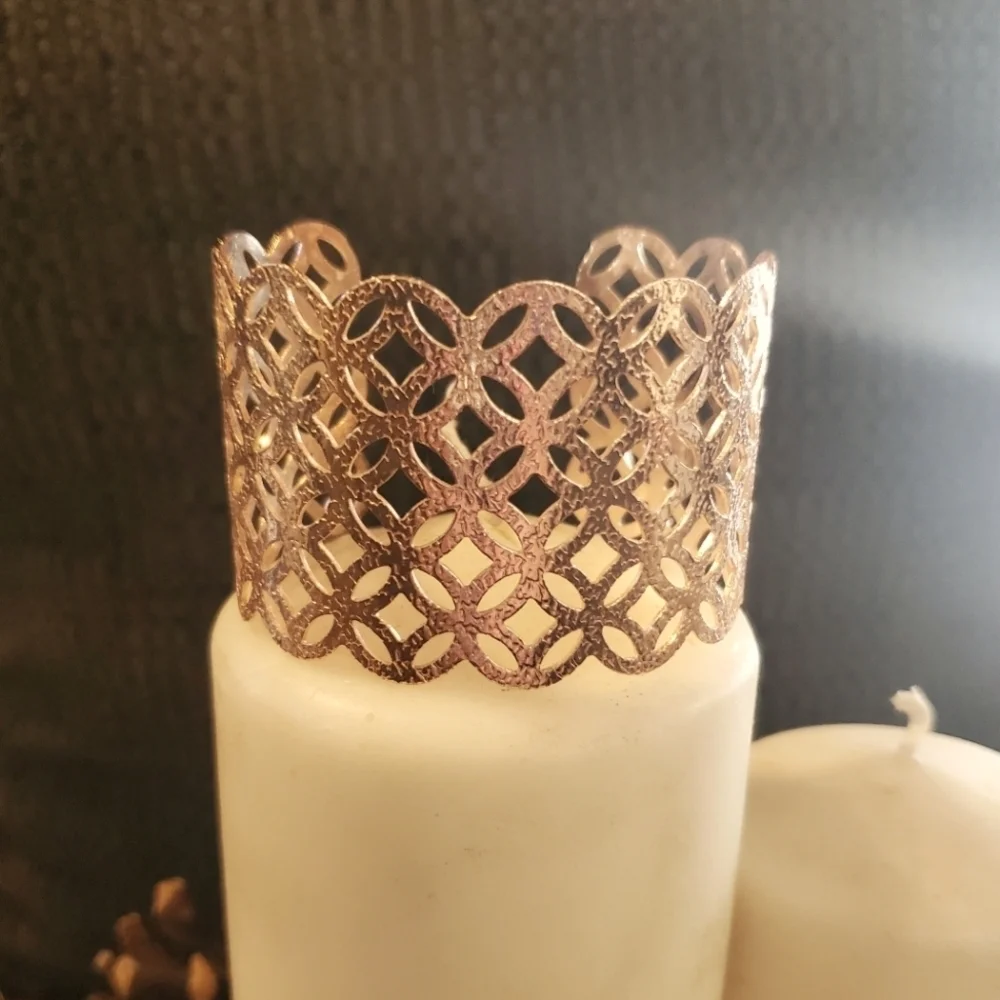 Classic Lia Sophia Cuffs (3 Styles) - Picture 7 of 9